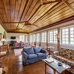Quinta De Luou