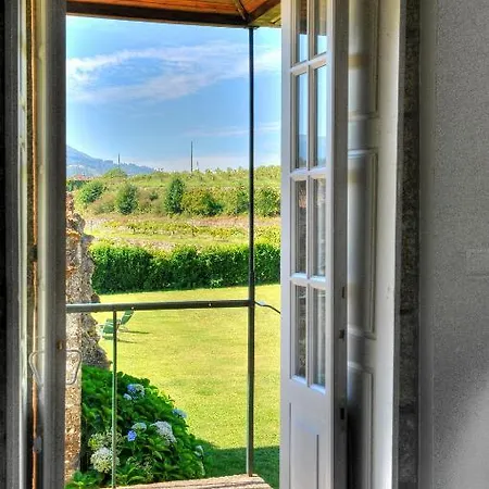 Quinta De Luou